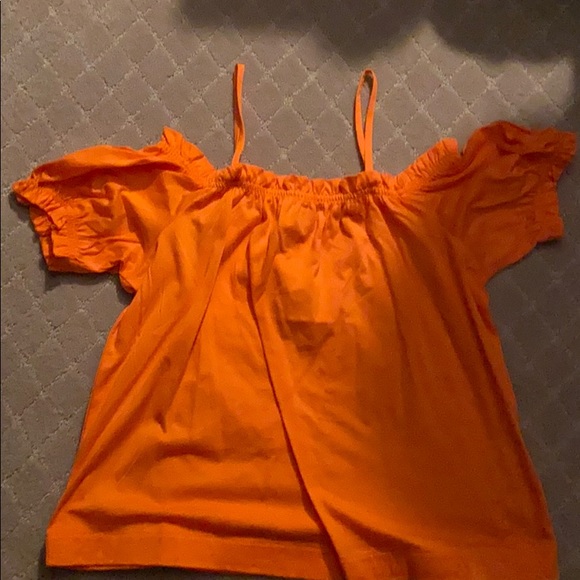 cute orange tops